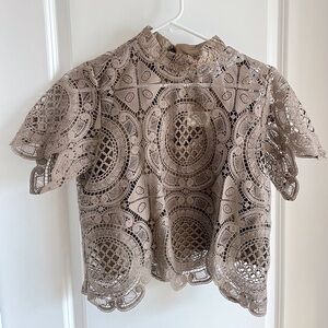 JOYFOLIE Elegant Lace Cropped Top